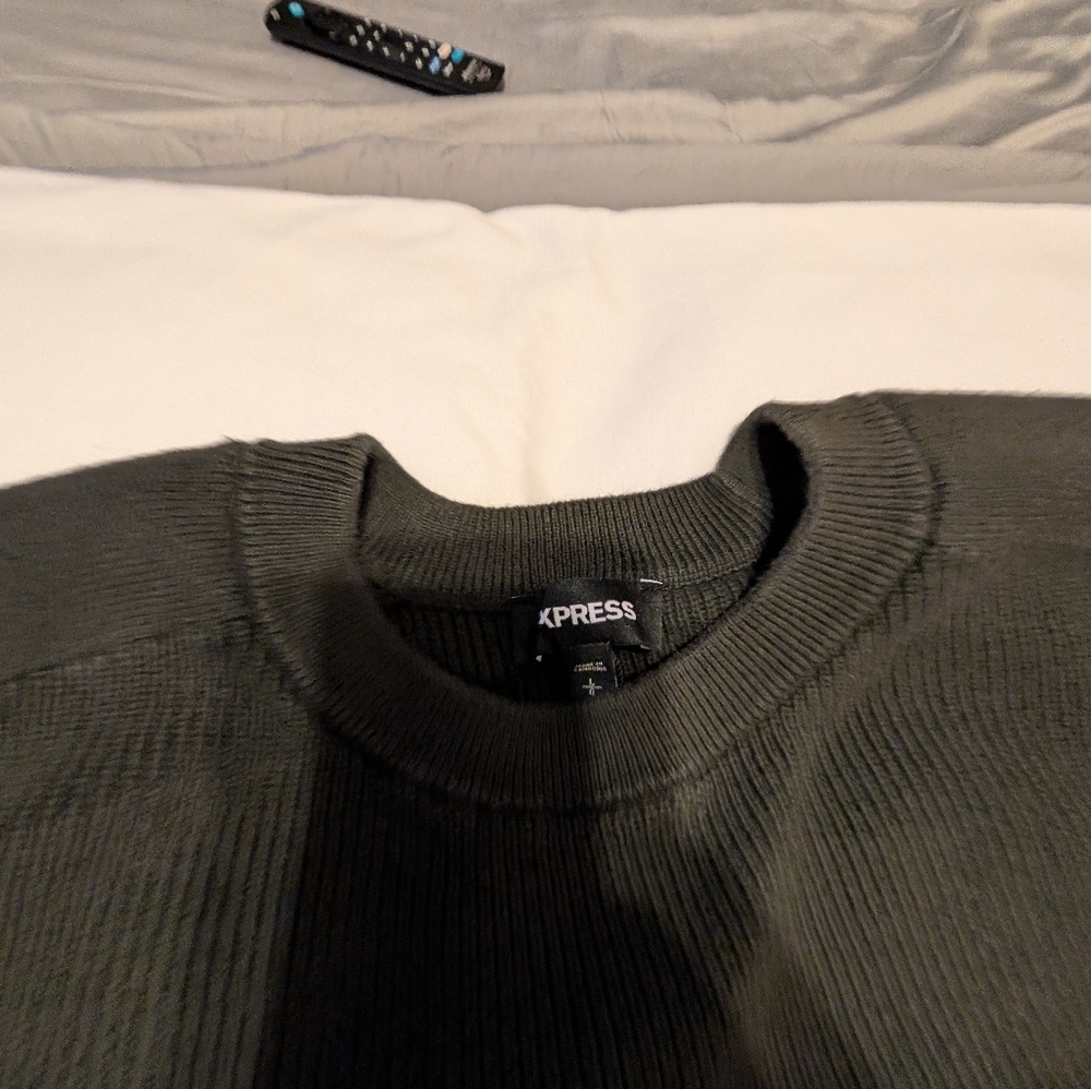 Express Dark Green Ribbed Sweater - Picture 4 of 4